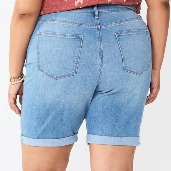 SONOMA Women’s Bermuda Shorts NWT  Size 24W - Picture 2 of 5